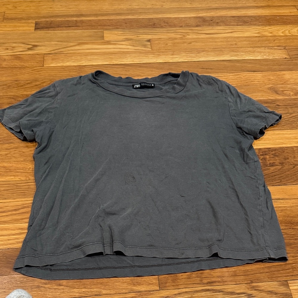 Zara Women's Charcoal Short Sleeve Tee
